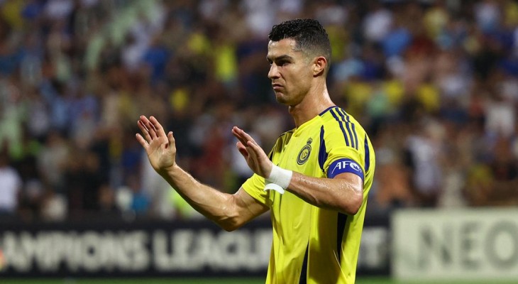 বাবা-ছেলেকে দেখা যেতে পারে একই দলে!